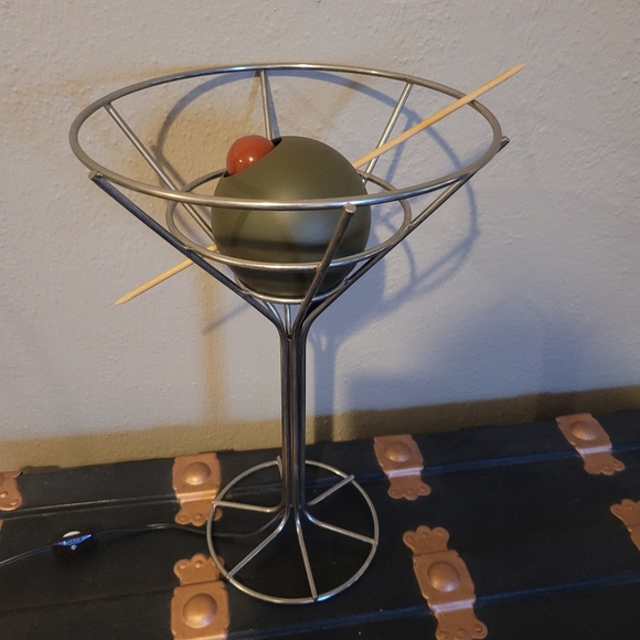 RARE Lamp David Krys 1993 Pop Art Martini Glass with Olive Chrome Modernist Bar - Picture 8 of 16